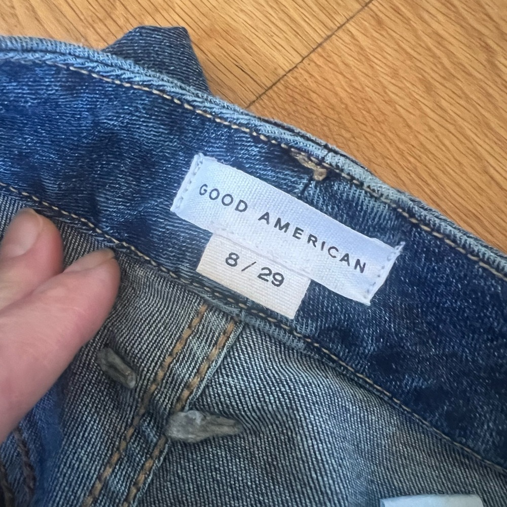 GOOD AMERICAN GOOD LEGS SKINNY CROPPED JEANS 8/29 - Picture 4 of 4
